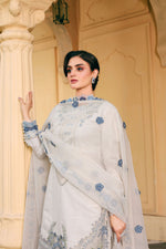 Hira Mani ft. Mona Jacquard Collection HMM1