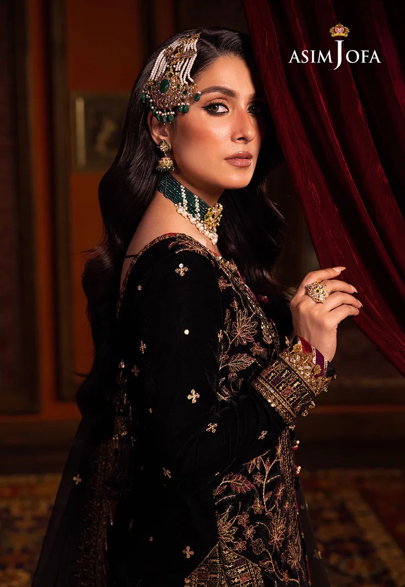 ASIM JOFA MAKHMAL WEDDING VELVET 08