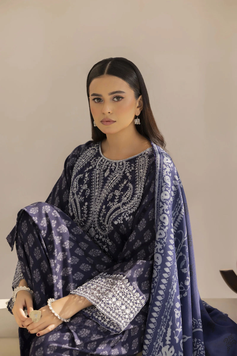 Threads of Elegance Winter Collection by Mohagni TEM12