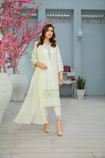 NOORMA KAMAL CHIKANKARI LAWN 08