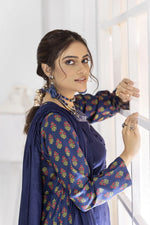 ZOYA LAKHANI WINTER LINEN EMBROIDERED DRESS 01