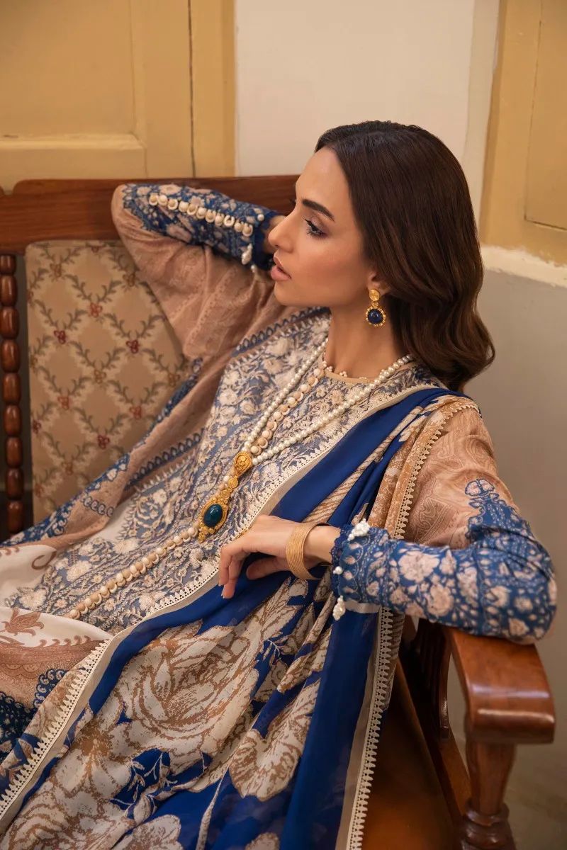 Sana Safinaz Muzlin Ready to Wear Embroidered Lawn Collection 15B