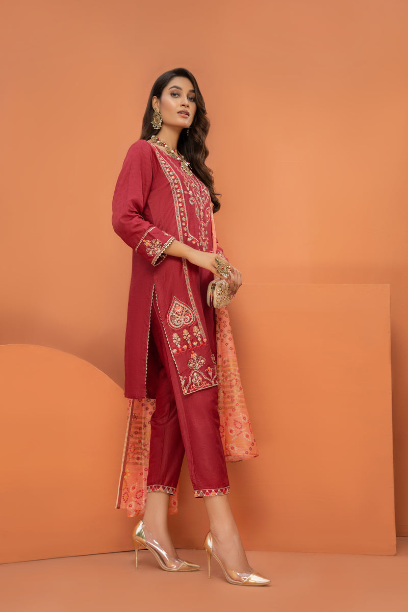 Ready to Wear Embroidered Lawn Collection by Arwah 07