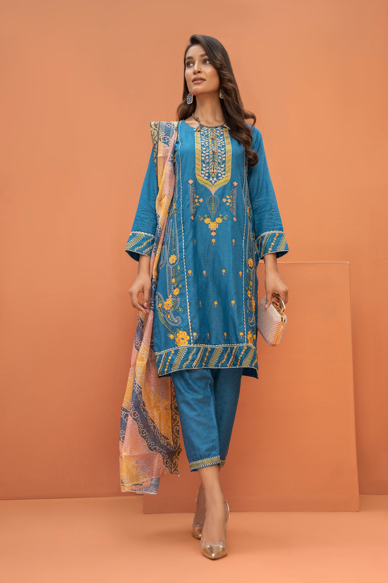 Ready to Wear Embroidered Lawn Collection by Arwah 08