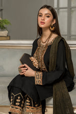 Gulwarun Linen Ready to Wear Embroidered Collection 09