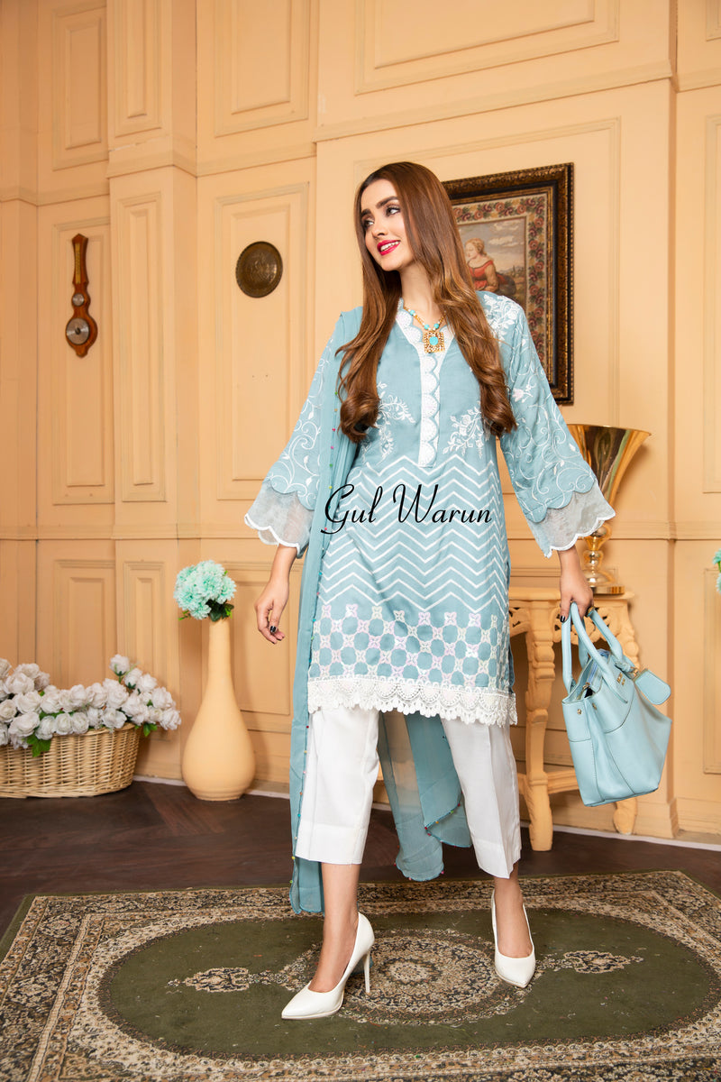 Winter Ready to Wear Embroidered Collection by Gulwarun 01