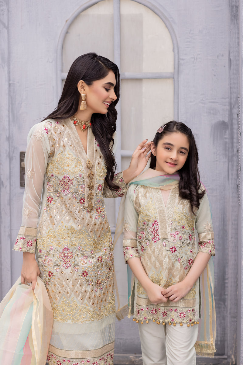 Kids Formal Organza Ready to Wear Embroidered Collection by Zara Manan 03