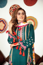 Winter Ready to Wear Embroidered Collection by Aleezay 01