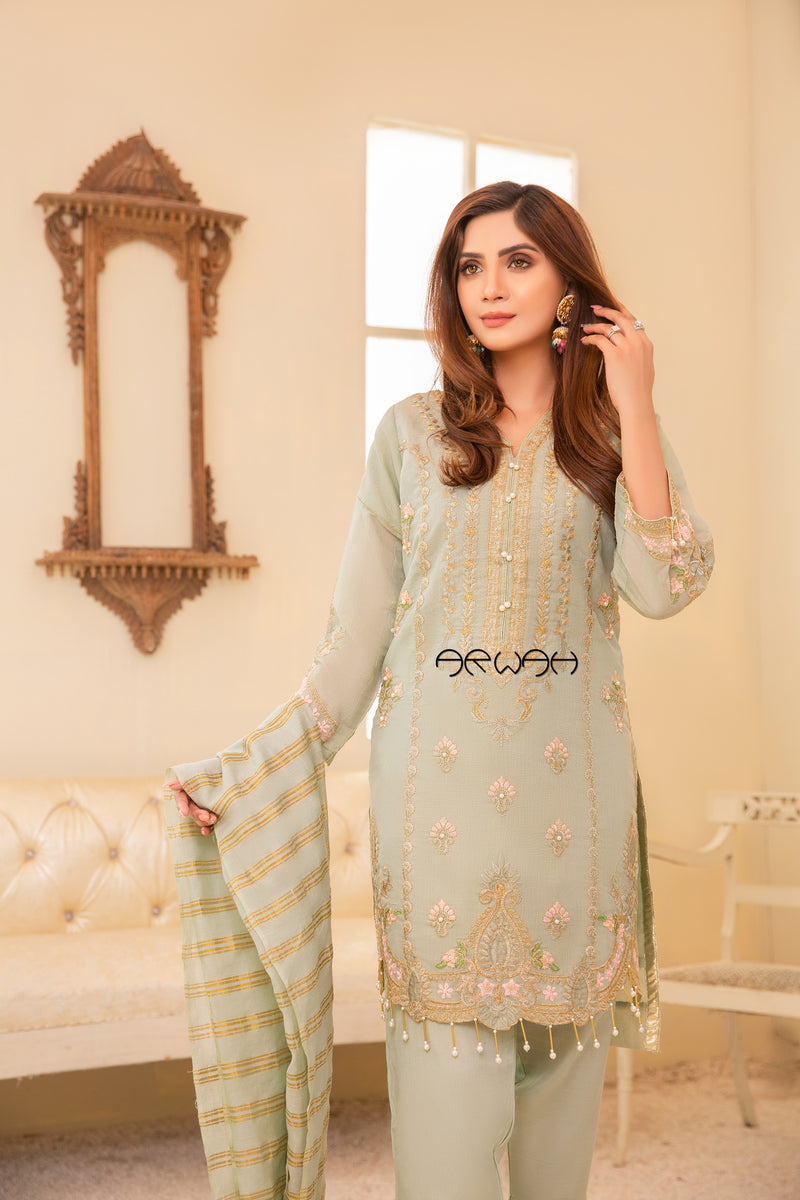 Winter Ready to Wear 3 Pcs Embroidered Collection by Arwah 05