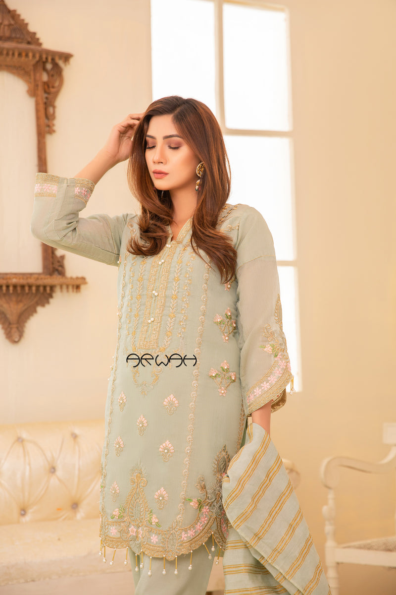 Winter Ready to Wear 3 Pcs Embroidered Collection by Arwah 05