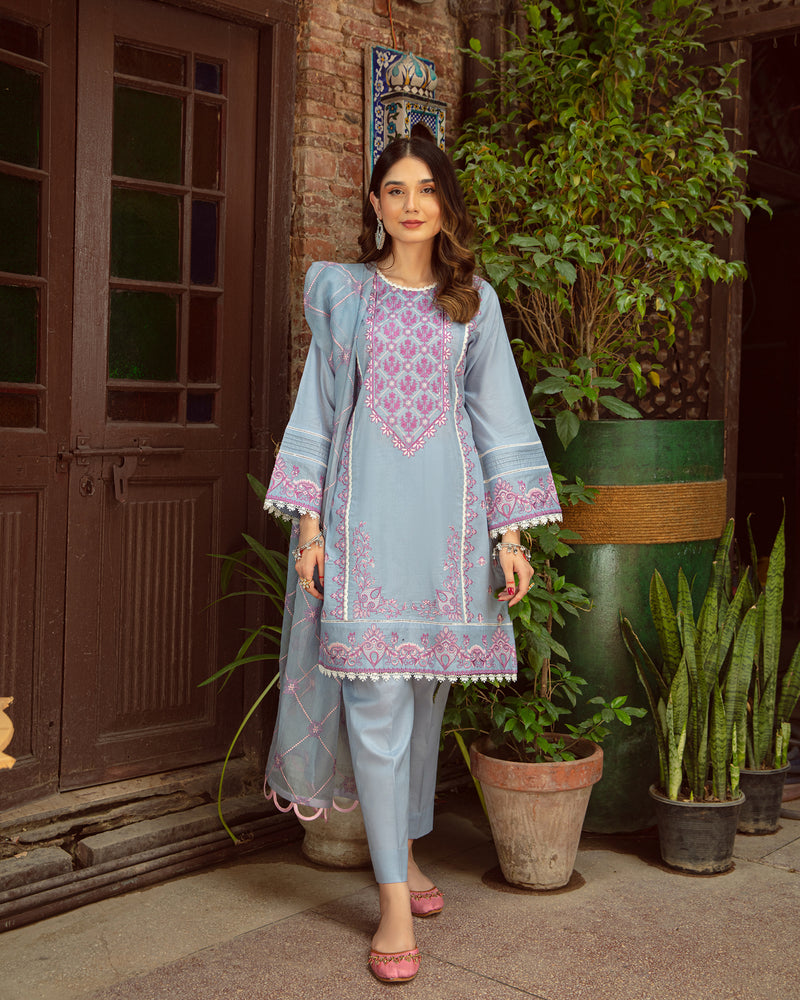 Luxury Lawn Ready to Wear Embroidered Collection by Shanyera 04