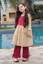 Girls Ready to Wear Lawn Kurta 02